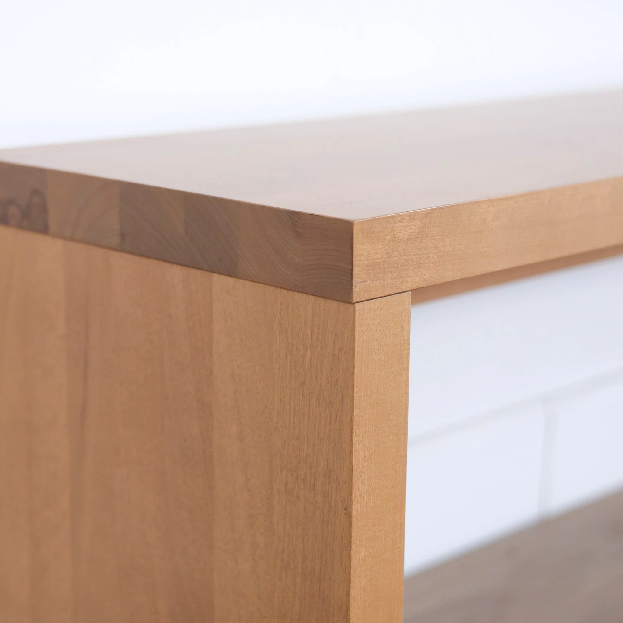 Banc Robin en merisier blond - Image 2