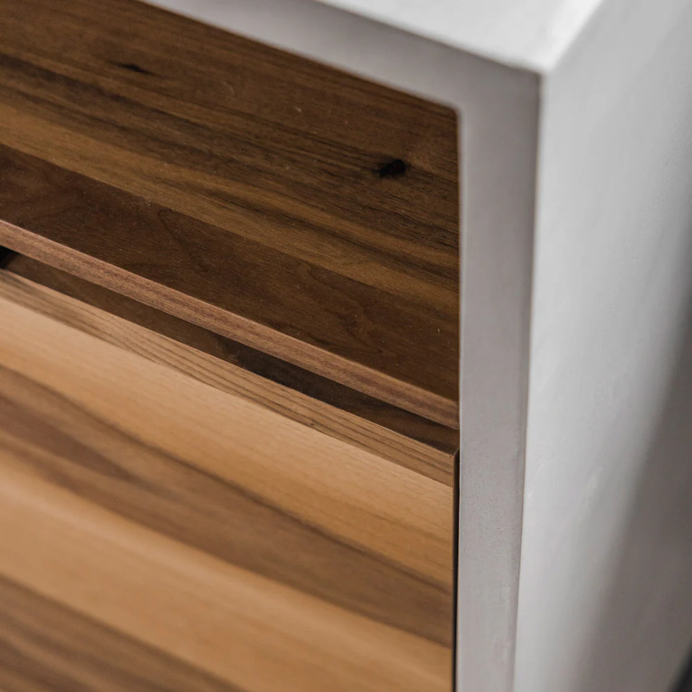 Buffet en béton ciment avec noyer naturel - Anabel - Image 3