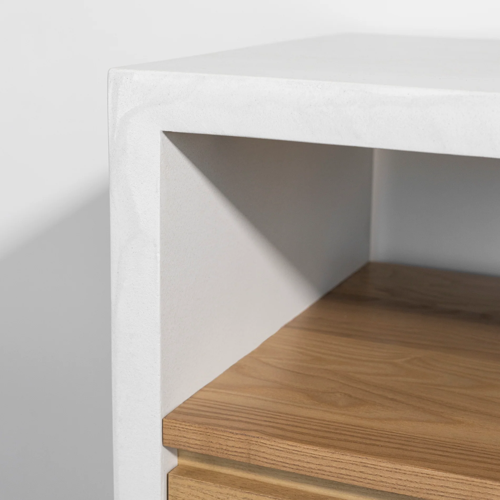 Buffet en béton poussière de lune avec frêne blond - Anabel - Image 10