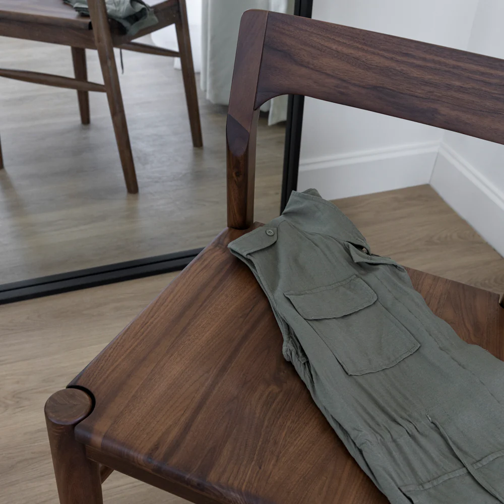 Chaise de cuisine en noyer naturel -  Arthur - Image 7