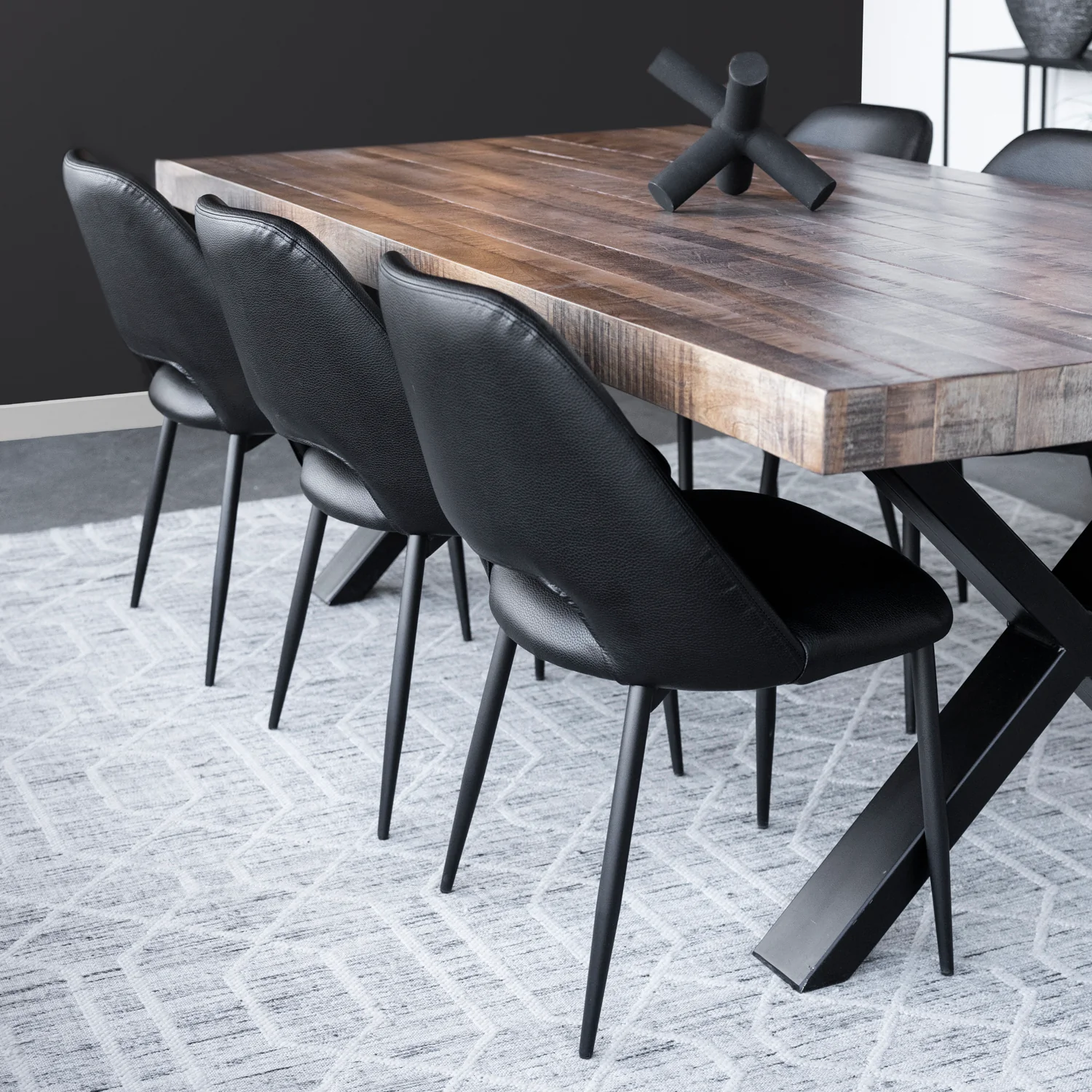 Chaise de cuisine en cuir noir - Germaine - Image 4