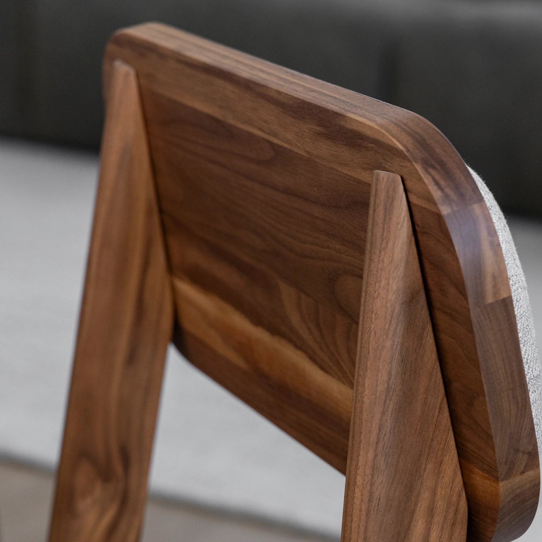 Chaise de cuisine en tissu géode et noyer naturel - Nora - Image 5