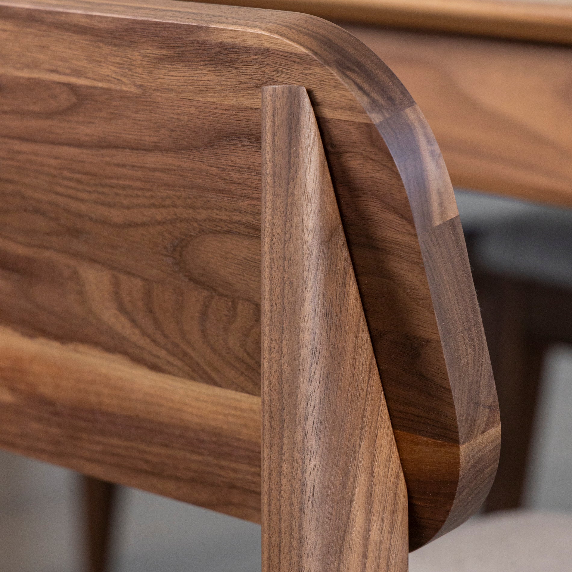 Chaise de cuisine en tissu géode et noyer naturel - Nora - Image 6