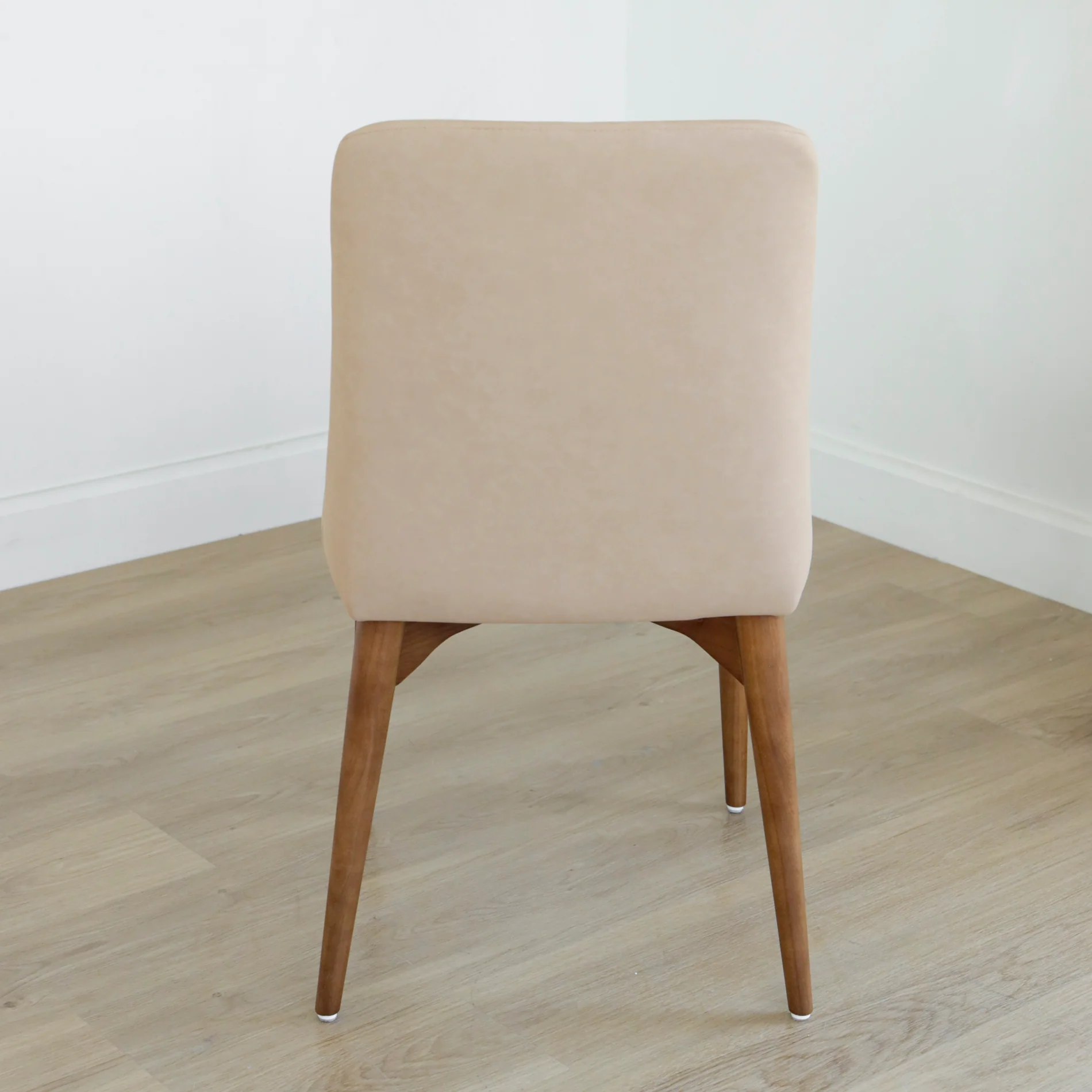 Chaise de cuisine en cuir végane tan - Odile - Image 4
