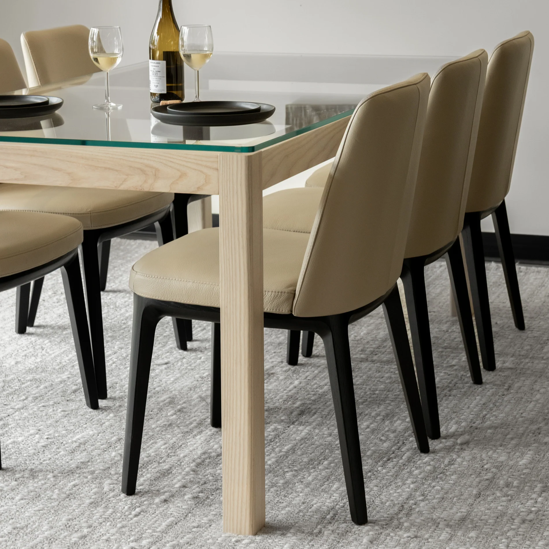 Chaise de cuisine en cuir taupe - Tessa - Image 2