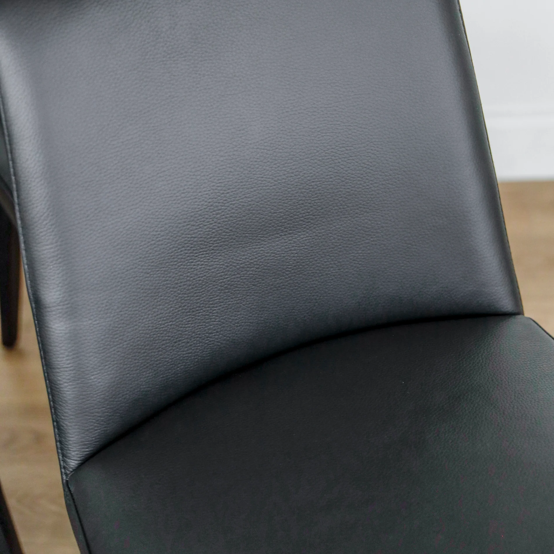 Ensemble de 6 chaises de cuisine en cuir noir - Tessa - Image 5