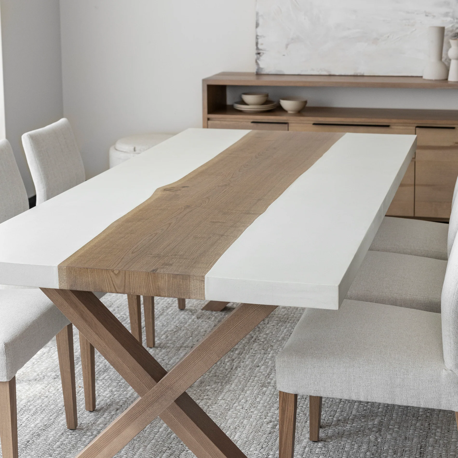 Table de cuisine en béton et frêne - Kénogami - Image 6