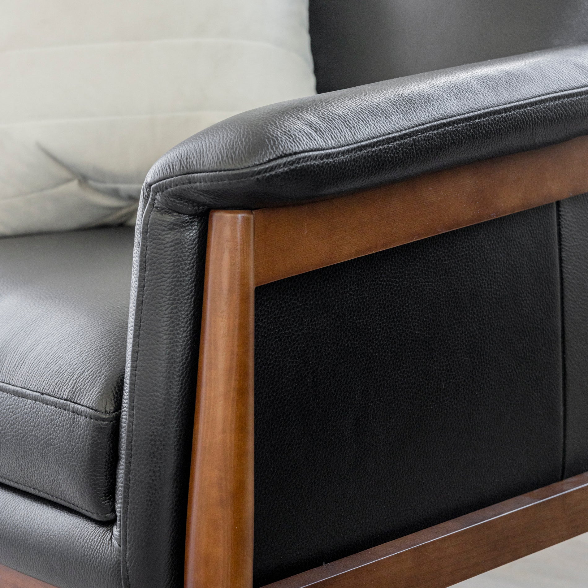 Fauteuil en cuir noir - Arnold - Image 8