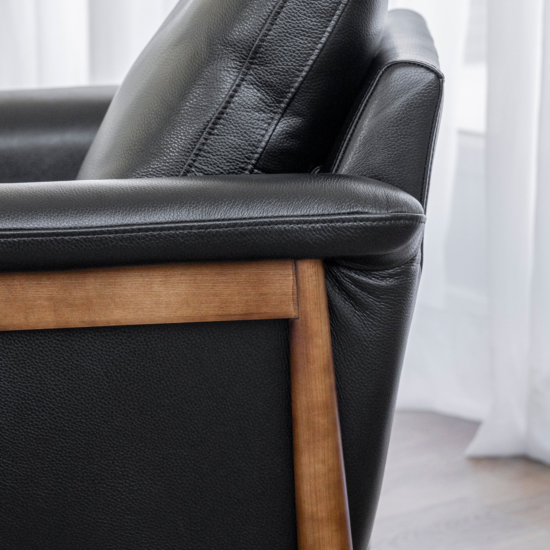 Fauteuil en cuir noir - Arnold - Image 9
