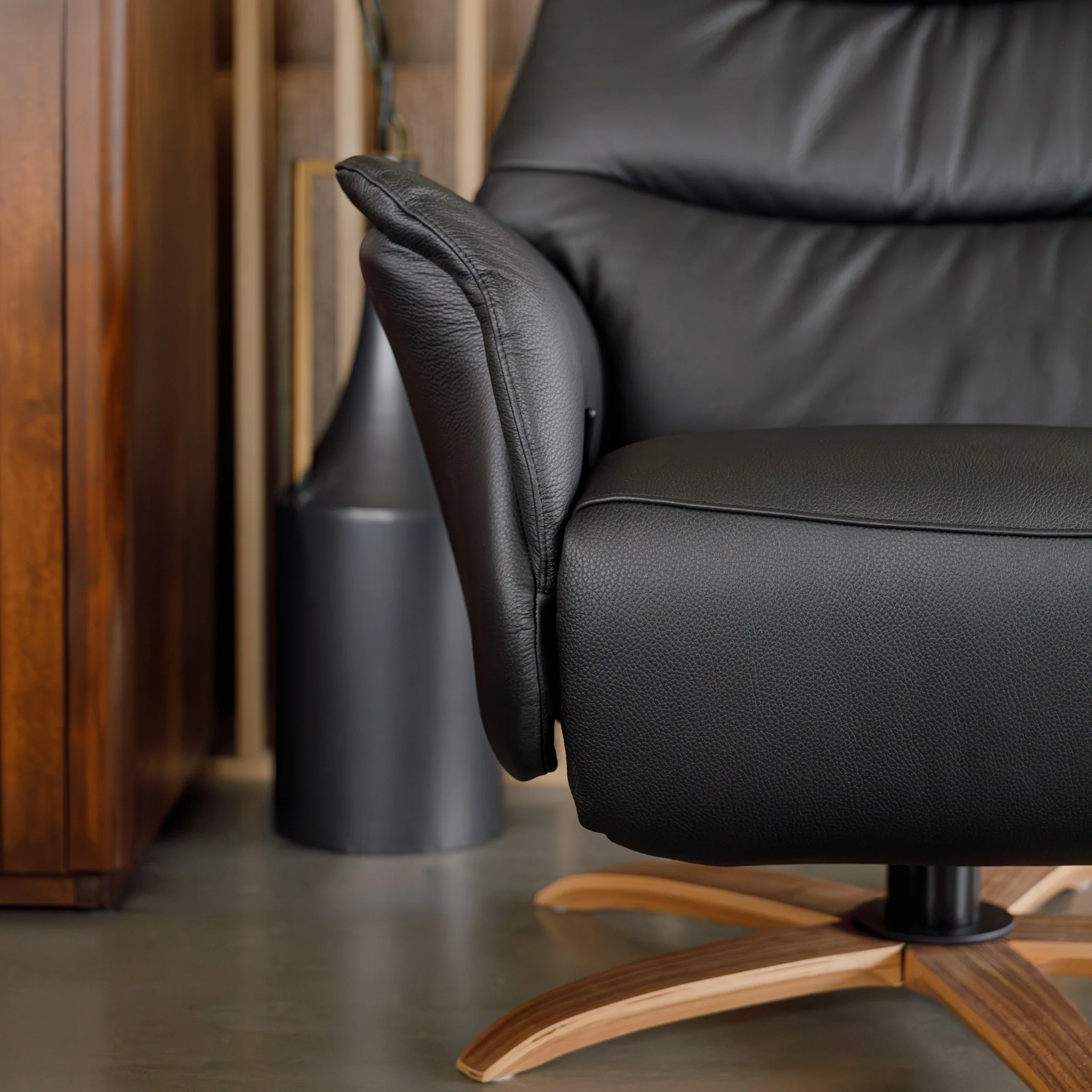Fauteuil pivotant inclinable - Renaud - Image 11