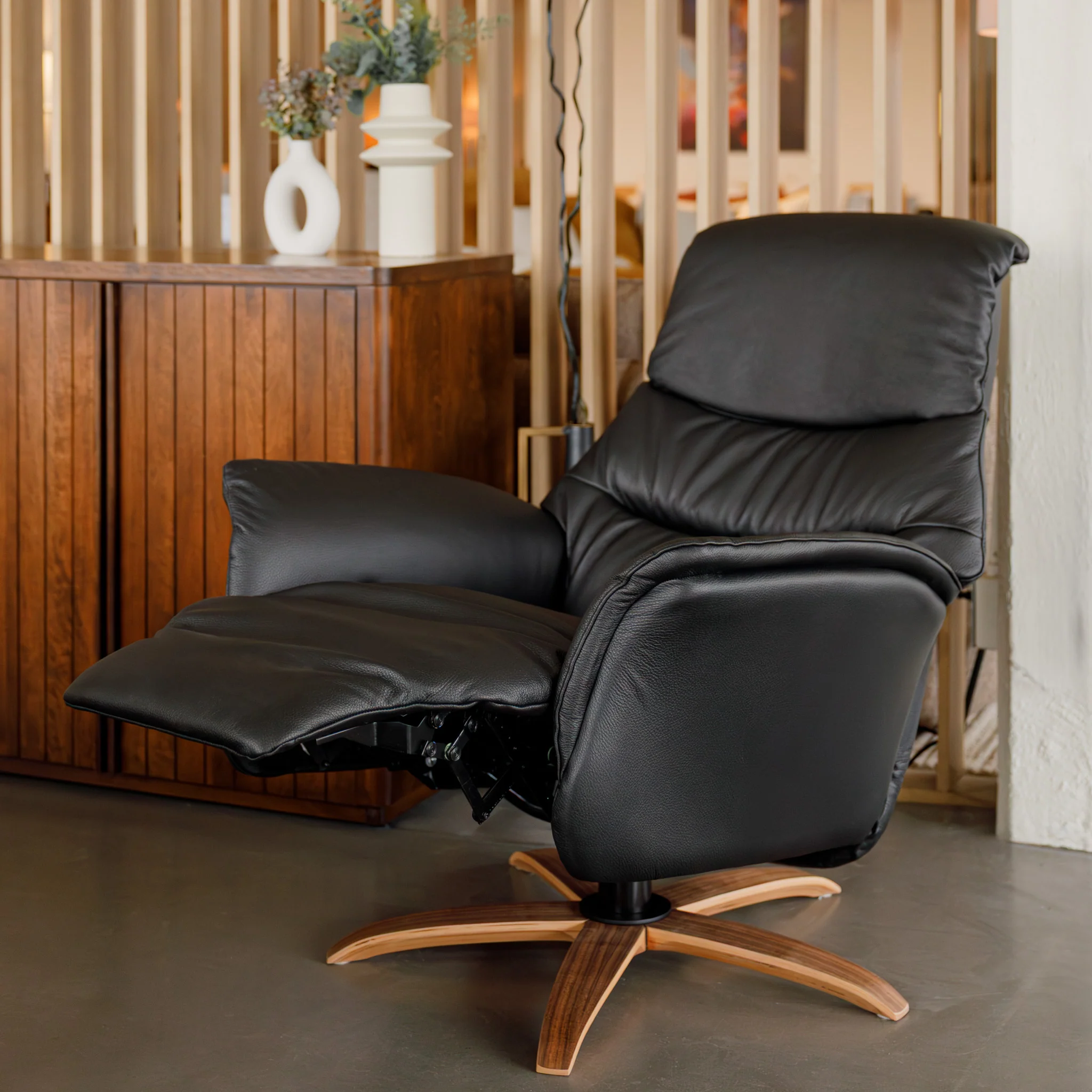 Fauteuil pivotant inclinable - Renaud - Image 2
