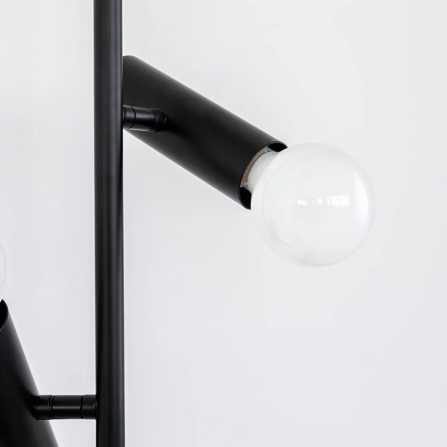 Lampe Sur Pied Diane - Image 3