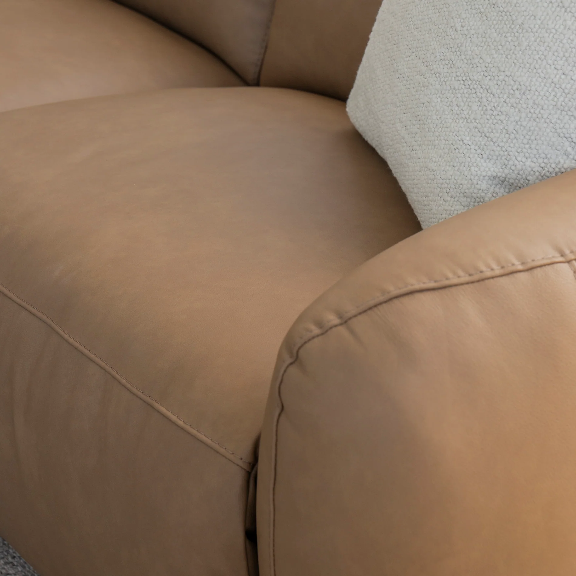 Sectionnel inclinable Austin en cuir café - Image 8
