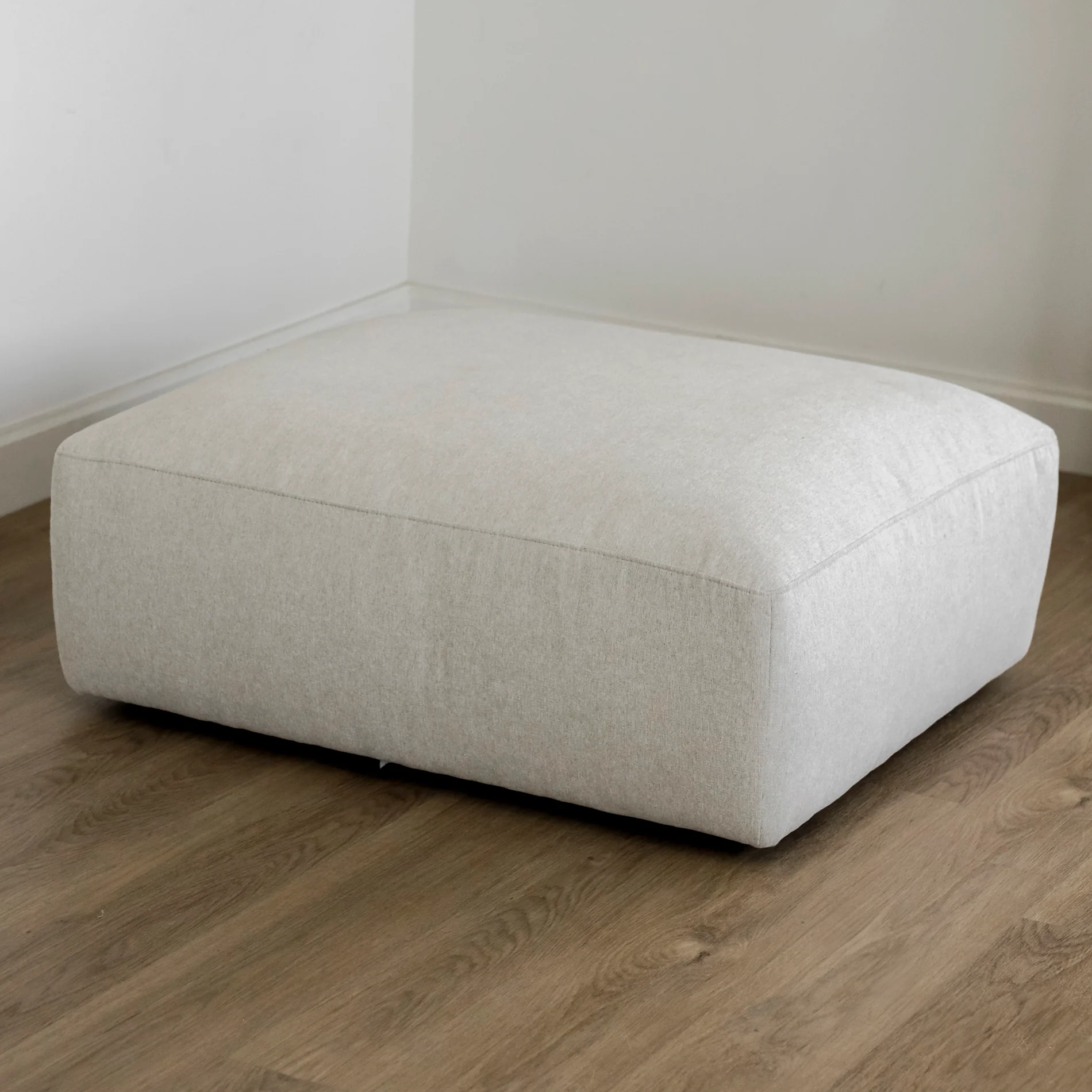 Ottoman en tissu sable - Maverick