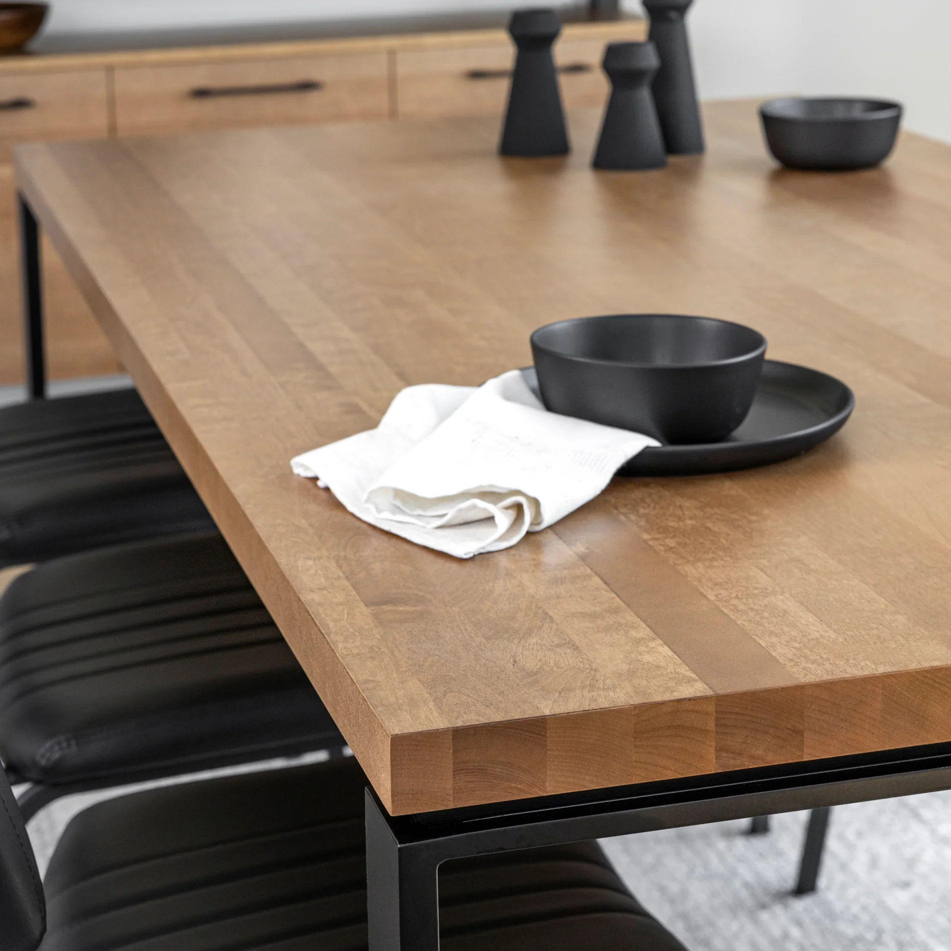 Table de cuisine en merisier ambré - Beauchamp - Image 14