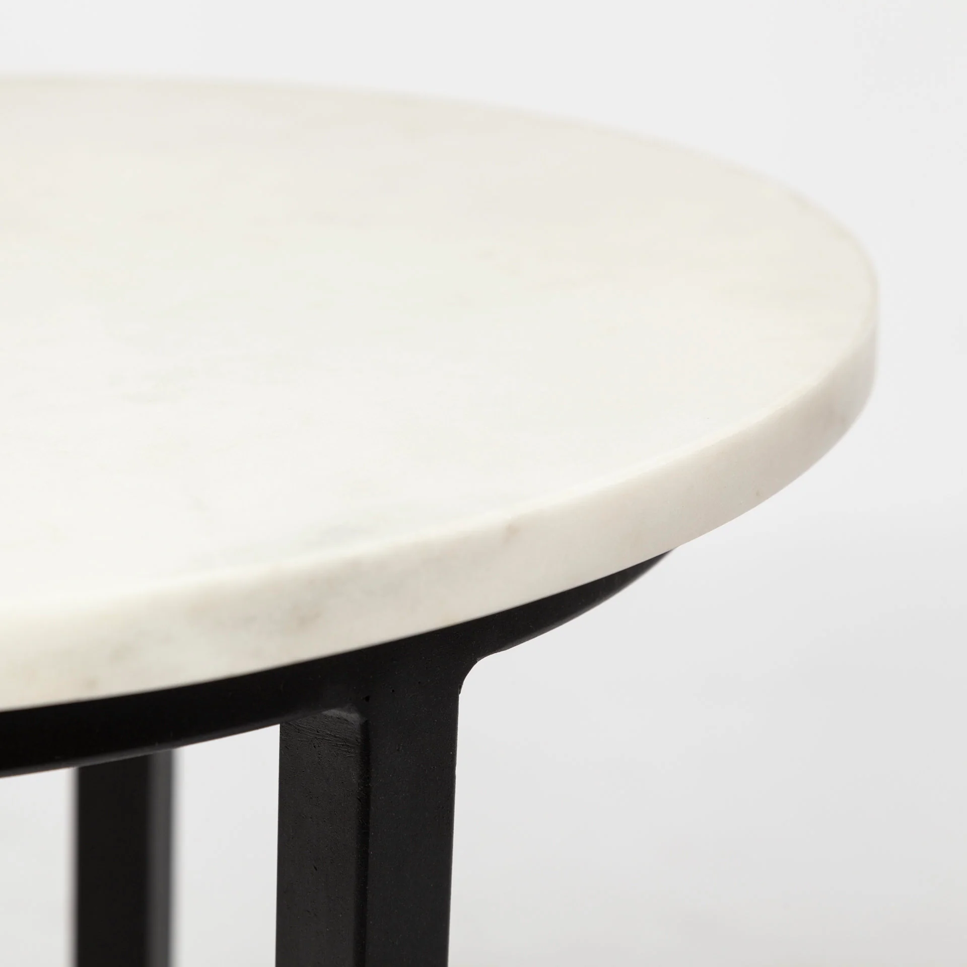 Table d'appoint en marbre - Lisbon - Image 3