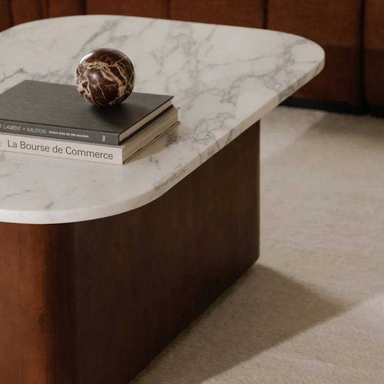 Table basse en marbre italien blanc et bois de manguier - George - Image 2