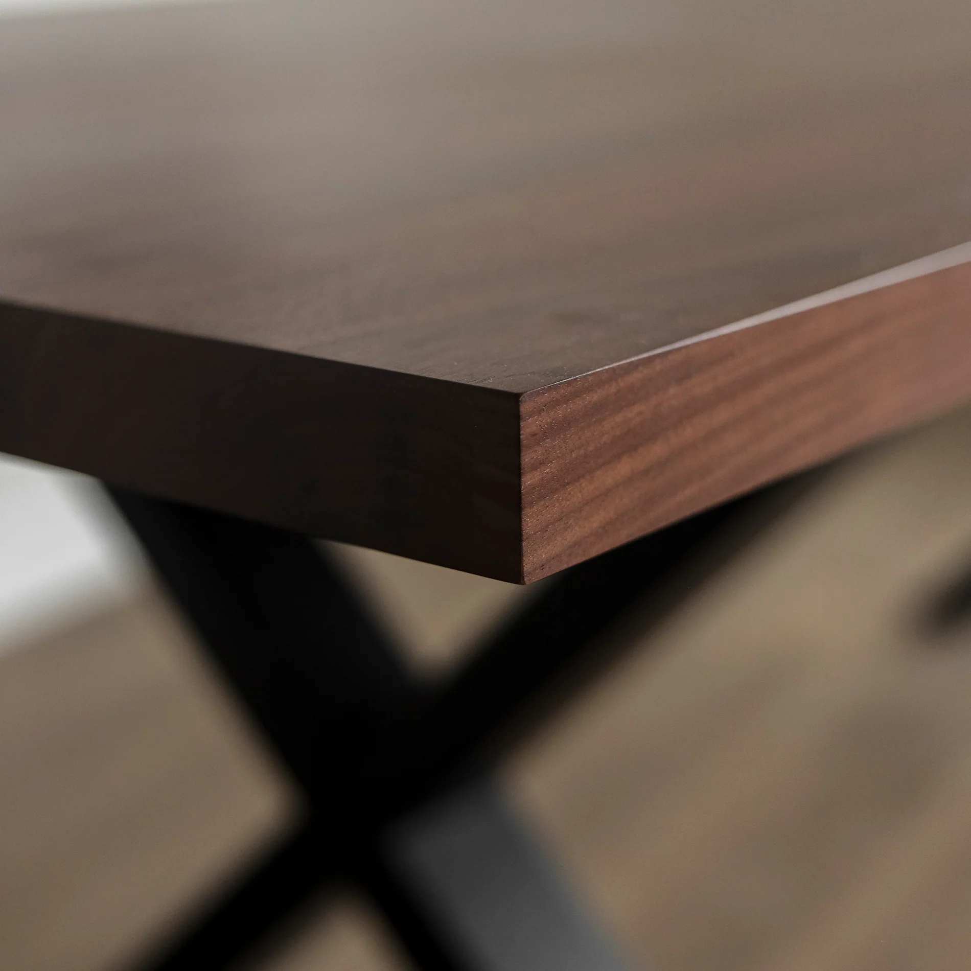 Table de cuisine en noyer foncé - Beauchamp - Image 3