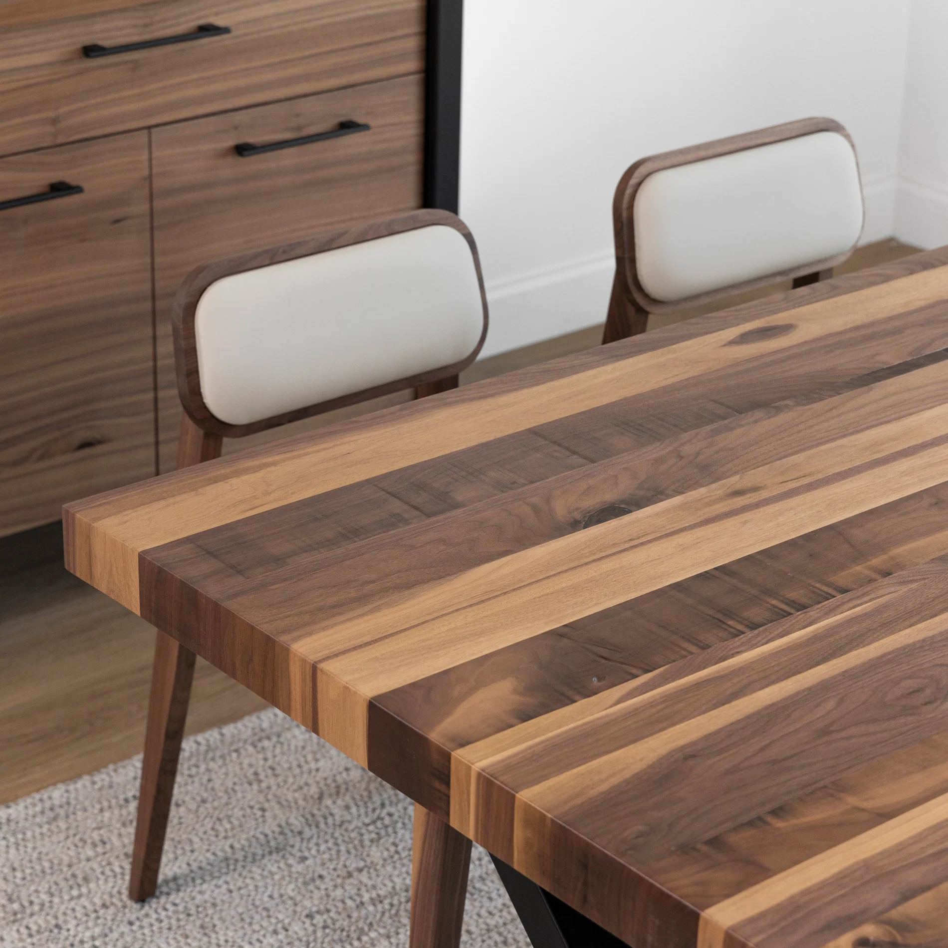 Table de cuisine en noyer naturel  - Lavallée - Image 6