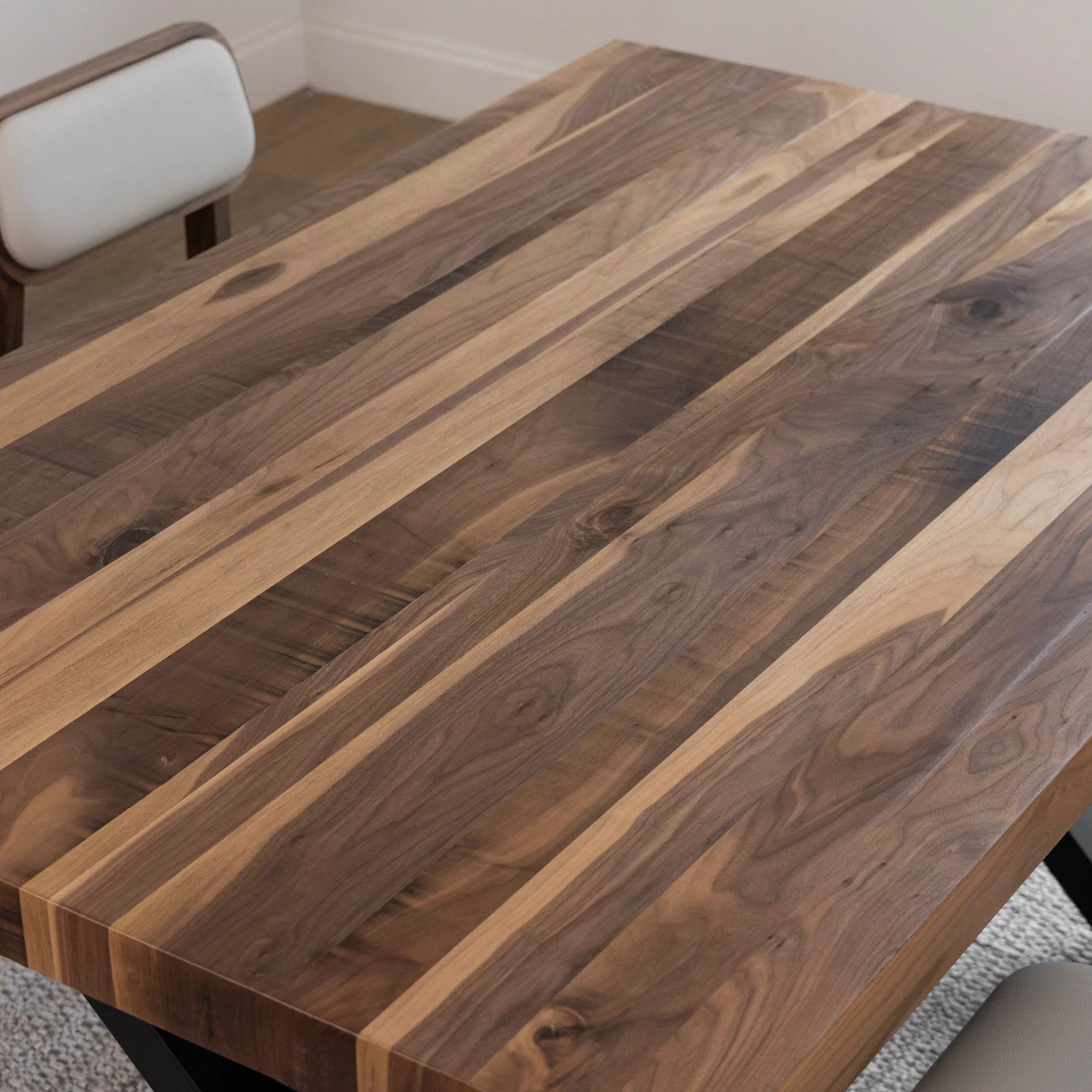 Table de cuisine en noyer naturel  - Lavallée - Image 7