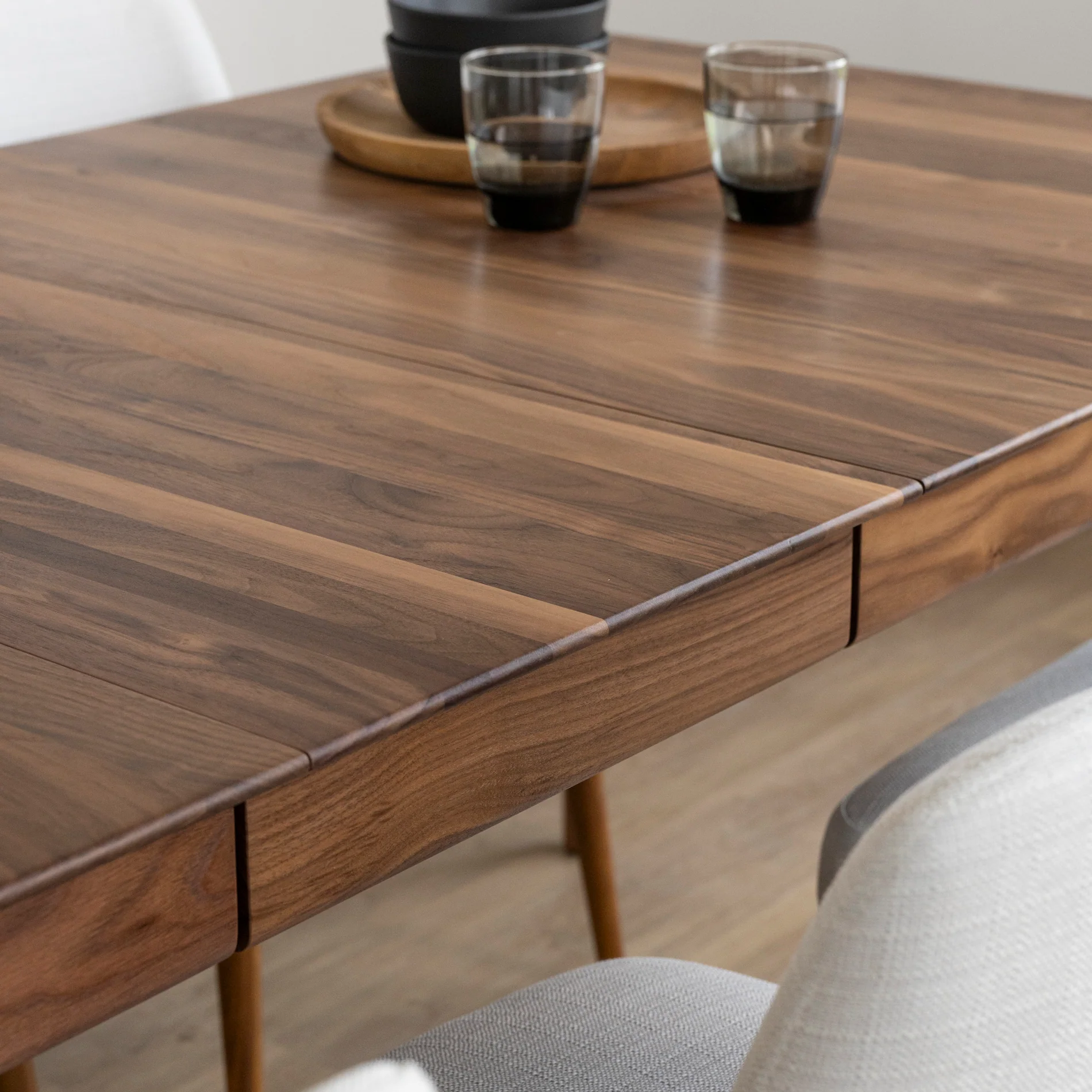 Table de cuisine extensible en noyer - St-Martin - Image 7
